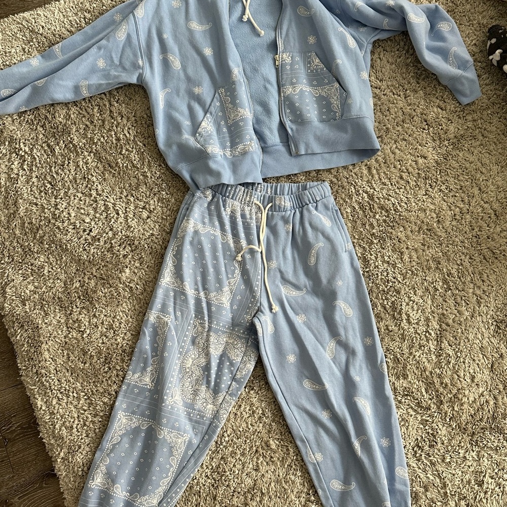 Pacsun sweat set